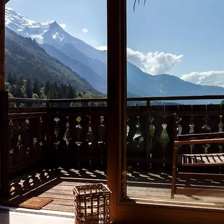 Le Mazot Vue Mont Blanc * 霞慕尼